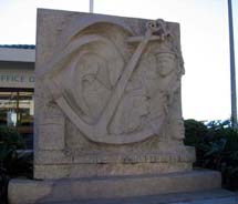 Stele en hommage aux marins