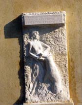 Bas-relief commemoratif